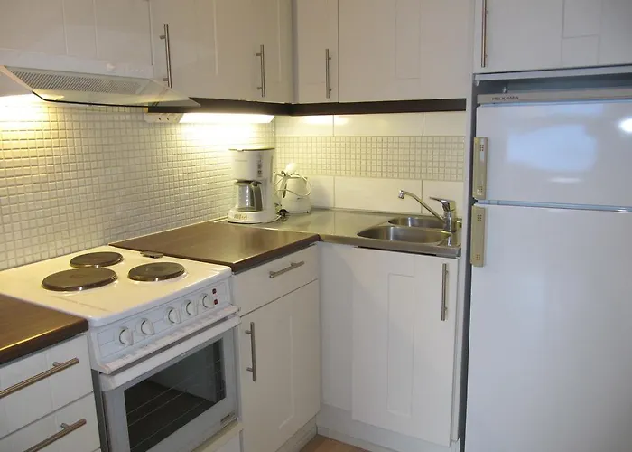 ラパン クツ アパート サーリセルカ